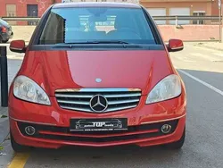Rojo Usado 2011 Mercedes A200 Avantgarde Utilitario | 8500 € (Precio justo)