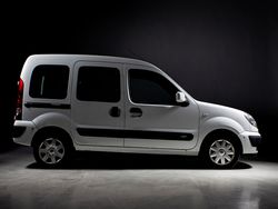 Blanco Usado 2006 Renault Kangoo Privilege Monovolumen | 5900 €