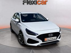 Blanco Usado 2024 Hyundai i30 Berlina | 16.990 € (Precio justo)