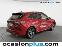 Rojo Usado 2022 Ford Kuga ST-Line SUV | 17.890 € (Buen precio)