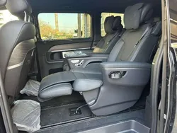 Negro Nuevo 2025 Mercedes V300 Exclusive Monovolumen | 173.900 €