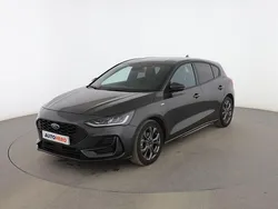 Gris Usado 2022 Ford Focus ST-Line Berlina | 17.499 € (Precio justo)