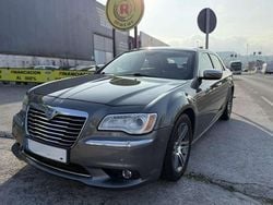 Gris Usado 2011 Lancia Thema Platinum Berlina | 10.999 €