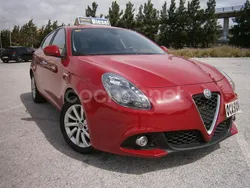 Rojo Usado 2017 Alfa Romeo Giulietta Utilitario | 11.300 € (Precio justo)