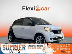 Blanco Usado 2015 Smart ForFour Passion Utilitario | 7590 € (Buen precio)