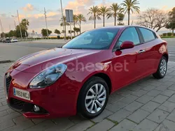Rojo Usado 2017 Alfa Romeo Giulietta Utilitario | 10.490 € (Buen precio)