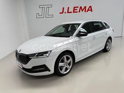 Blanco Usado 2021 Skoda Octavia Ambition Familiar | 15.900 € (Un poco caro)