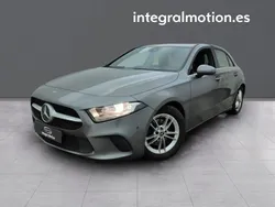 Gris Usado 2019 Mercedes A180 Utilitario | 22.900 € (Precio justo)