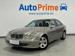 Beige Usado 2003 Mercedes E270 Avantgarde Berlina | 4970 € (Precio justo)