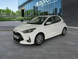 Usado 2023 Toyota Yaris Hybrid Active | 18.500 € (Super precio)