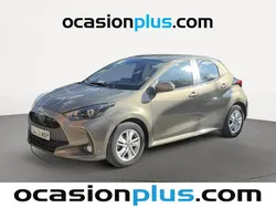 Marrón Usado 2022 Toyota Yaris Edition Utilitario | 17.719 € (Un poco caro)
