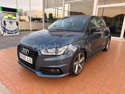 Gris / plata Usado 2015 Audi A1 Attraction Utilitario | 8490 € (Precio justo)
