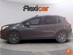 Rojo Usado 2017 Peugeot 2008 Style SUV | 7470 € (Super precio)