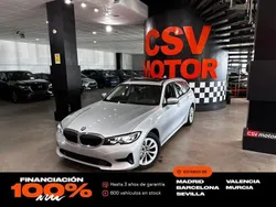 Gris Usado 2021 BMW 318 Familiar | 23.850 € (Buen precio)