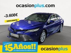 Azul Usado 2020 Toyota Camry Luxury Berlina | 27.590 € (Un poco caro)