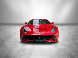 Rojo Usado 2014 Ferrari F12 Coupe | 289.990 €
