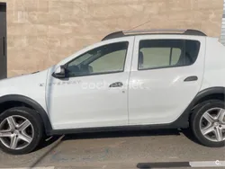Blanco Usado 2016 Dacia Sandero Stepway Utilitario | 6300 € (Buen precio)