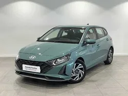 Angrove green Usado 2024 Hyundai i20 Utilitario | 18.500 € (Un poco caro)