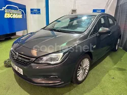 Gris / plata Usado 2016 Opel Astra Excellence Berlina | 7300 € (Precio justo)