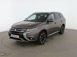 Gris Usado 2016 Mitsubishi Outlander P-HEV SUV | 18.799 € (Un poco caro)