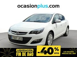 Blanco Usado 2015 Opel Astra Selective Utilitario | 10.450 € (Precio justo)
