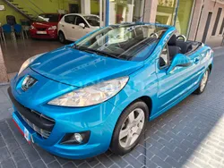 Azul Usado 2011 Peugeot 207 CC Descapotable | 8770 € (Un poco caro)