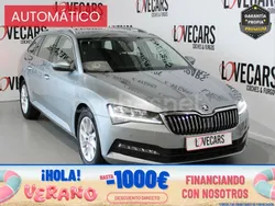 Gris Usado 2020 Skoda Superb Ambition Familiar | 22.990 € (Caro)