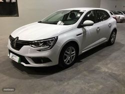 Blanco Usado 2022 Renault Mégane IV Intens Berlina | 16.900 € (Precio justo)