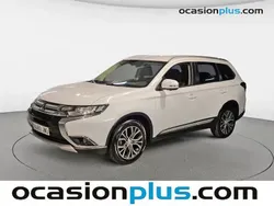 Blanco Usado 2017 Mitsubishi Outlander Motion SUV | 17.182 € (Precio justo)