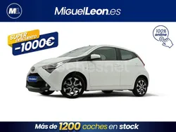 Blanco Usado 2021 Toyota Aygo X-play Utilitario | 10.985 € (Precio justo)