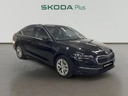 Negro Nuevo 2025 Skoda Octavia Berlina | 32.490 € (Precio justo)