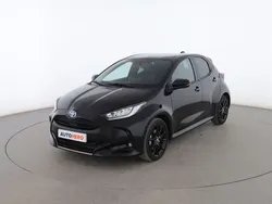 Negro Usado 2023 Toyota Yaris Hybrid Style Utilitario | 22.499 € (Precio justo)