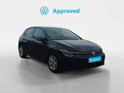Otro Usado 2021 VW Golf VIII Life Berlina | 23.900 € (Caro)