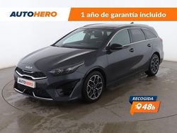 Gris Usado 2024 Kia Ceed GT-Line | 27.599 € (Caro)