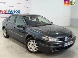 Gris / plata Usado 2005 Renault Laguna II Authentique Berlina | 3900 € (Caro)