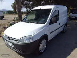 Blanco Usado 2007 Opel Combo Monovolumen | 3900 €
