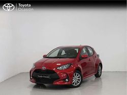 Rojo Usado 2024 Toyota Yaris Hybrid Active Monovolumen | 19.800 € (Super precio)