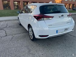 Blanco Usado 2016 Toyota Auris Hybrid Active Berlina | 13.250 € (Precio justo)
