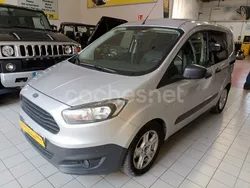Gris / plata Usado 2014 Ford Tourneo Courier Trend Monovolumen | 8850 € (Precio justo)