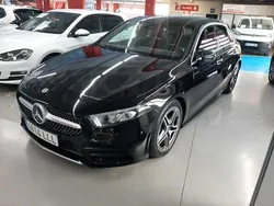 Negro Usado 2021 Mercedes A200 Utilitario | 31.900 € (Un poco caro)