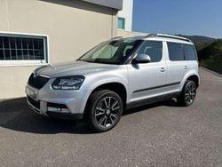 Gris / plata Usado 2016 Skoda Yeti Ambition SUV | 14.950 € (Precio justo)