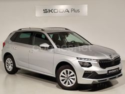Gris / plata Usado 2025 Skoda Kamiq Selection SUV | 21.500 € (Precio justo)
