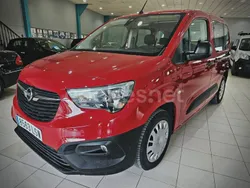 Rojo Usado 2021 Opel Combo Life Edition Monovolumen | 15.400 € (Buen precio)