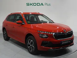 Rojo Nuevo 2025 Skoda Kamiq Selection SUV | 23.000 € (Precio justo)