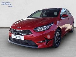 Rojo Nuevo 2025 Kia Ceed Utilitario | 23.500 € (Un poco caro)