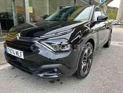 Negro Usado 2023 Citroën C4 Feel Berlina | 22.000 € (Un poco caro)
