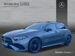 Mountaingrau met. Usado 2023 Mercedes A200 AMG line Berlina | 33.500 € (Buen precio)