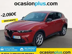 Rojo Usado 2022 Alfa Romeo Tonale Sprint SUV | 20.910 € (Precio justo)