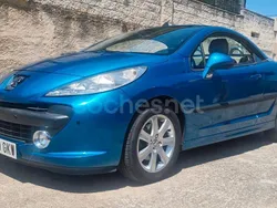 Azul Usado 2009 Peugeot 207 CC Descapotable | 3950 € (Super precio)