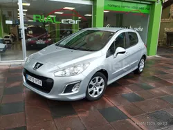 Gris / plata Usado 2014 Peugeot 308 Active Berlina | 7700 € (Precio justo)